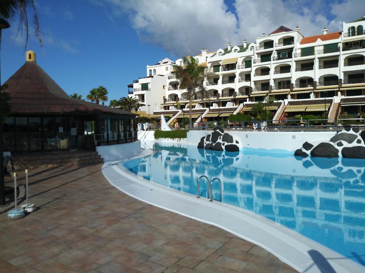 Sur Heated Pool