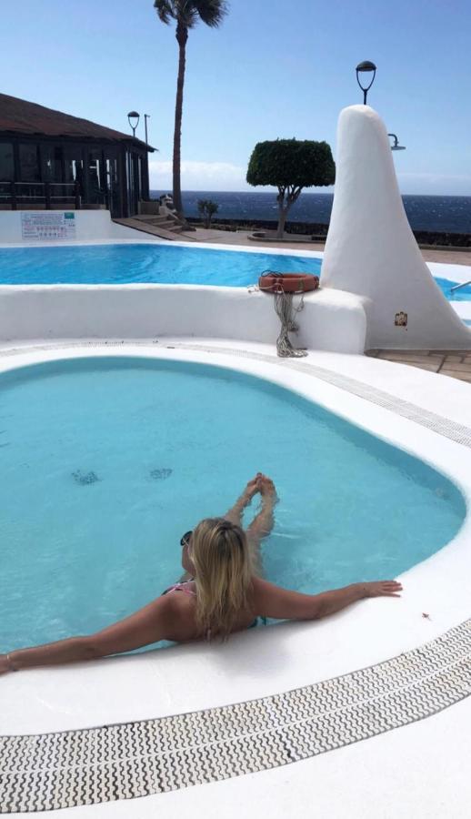 Sur Heated Pool Apartament *